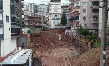 İstinat duvarı çöktü, 6 katlı apartman boşaltıldı