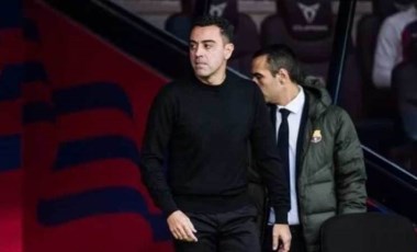 Barcelona efsanesi Carles Puyol'dan Xavi'ye destek!