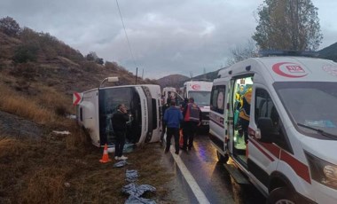 Amasya'da otobüs devrildi: 27 yaralı