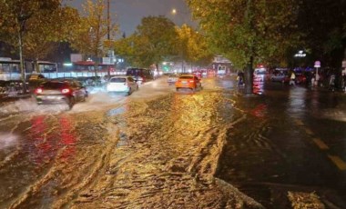 Ankara’da sağanak etkili oldu, yolları su bastı!