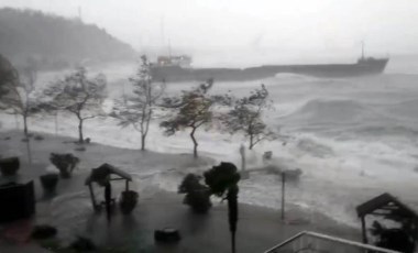 Zonguldak’ta fırtına: Gemi mürettebatından haber alınamıyor, cezaevi boşaltılıyor