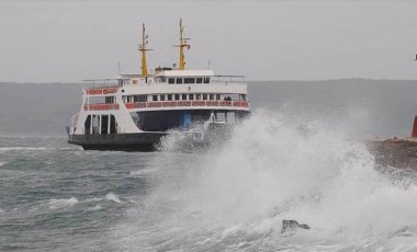 Bozcaada ve Gökçeada seferlerine 'fırtına' engeli!