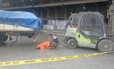 Forklift ile dorse arasında sıkışan şoför öldü