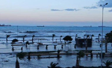 Fırtınada sular altında kalmıştı... İskenderun’da eğitime ara verildi!