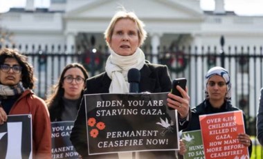 Dünyaca ünlü oyuncu Cynthia Nixon Gazze için açlık grevine başladı