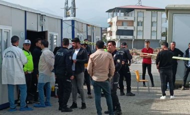 Depremzede öğretmen yalnız yaşadığı konteynerde ölü bulundu