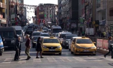 Kadıköy’de ceza yiyen taksicinin isyanı: 'Bu aracı burada yakarım'