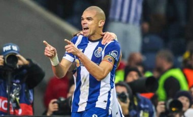 Pepe tarihe geçerken Porto evinde zorlanmadı!