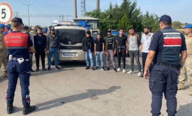 Edirne'de 481 kaçak göçmen yakalandı, 11 organizatör gözaltına alındı