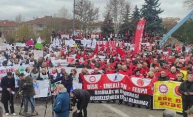 Emekliler başkentte miting düzenledi