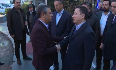 CHP lideri Özgür Özel'den Ali Babacan'a taziye ziyareti