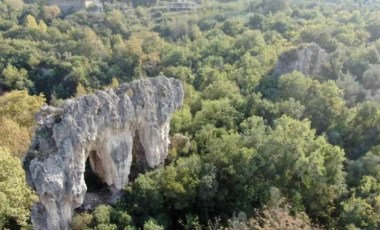 Kahramanmaraş merkezli depremler Hatay'daki tarihi Trajan Su Kemeri'ni yok etti