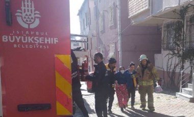 Babasıyla tartıştı, evini ateşe verdi... 4 kişi dumandan etkilendi!