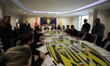 AKP'li milletvekillerinden MKE Ankaragücü'ne 'destek' ziyareti