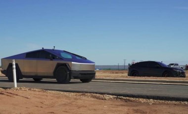 Lamborghini Urus ve Tesla Cybertruck drag yarışında karşılaştı: Video yayımlandı