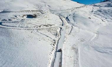 Van'da kardan kapanan 134 yerleşim yerinin yolu açıldı