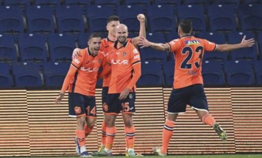 Başakşehir'den üst üste ikinci galibiyet: 3 puanı 3 golle aldılar!