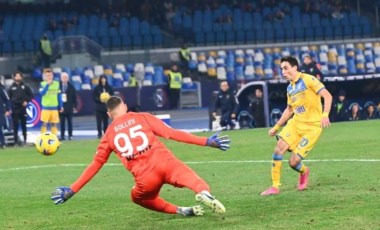 Frosinone, Napoli'yi farklı mağlup etti!