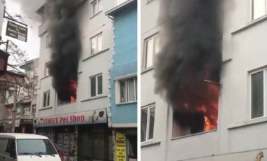 Apartmanda panik anları... Mutfaktaki yemek daireyi yaktı!