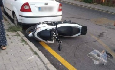 Hızını alamayan sürücü motokuryeye çarpıp kaçtı!