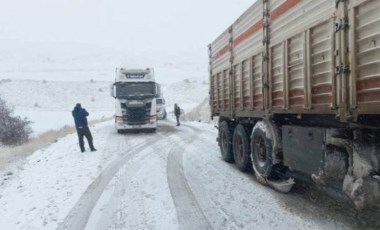 Sivas'ta kar etkili oldu: Ulaşım aksadı