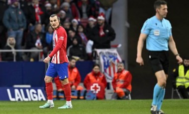 Çağlar 4 dakikada kırmızı kart gördü: Atletico Madrid zorlu maçta Sevilla'yı devirdi!