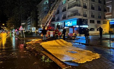 Ordu'da fırtına ve sağanak: Çatılar uçtu, ağaçlar devrildi