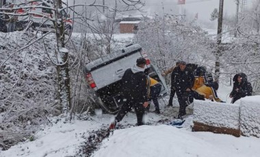 Ordu’da kar yağışı kazaya neden oldu: Kamyonet bahçeye uçtu, karı koca yaralandı