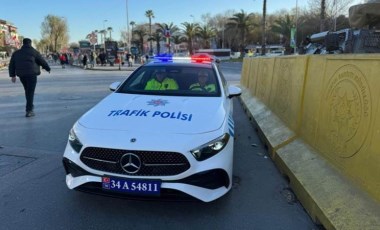 Polise verilen lüks araçlar İstanbul'da sergileniyor