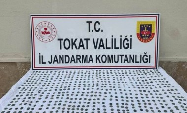 Tokat'ta tarihi eser operasyonu: 620 sikke ele geçirildi