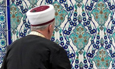 Fransa'da imam kararı: 'Kendi ülkemizde yetiştireceğiz'