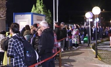 Ayvalık'tan Midilli Adası'na geçişlerde yılbaşı yoğunluğu