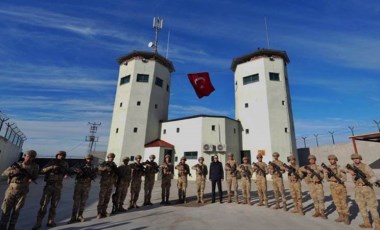 Yerlikaya üs bölgesinde güvenlik güçlerinin yeni yılını kutladı