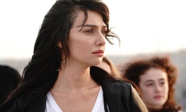 Birce Akalay'dan 'Bir Derdim Var' için veda mesajı: 'Keşke daha uzun soluklu olabilseydi!'