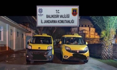 Balıkesir'de 15 kaçak göçmen ve 2 organizatör yakalandı