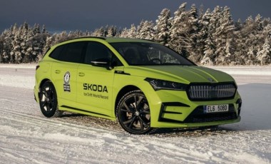 Skoda'dan buz üzerinde dünya rekoru