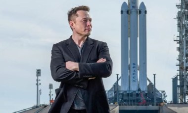 Musk'tan, dünya çapında ihbarların ardından UFO paylaşımı