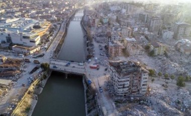 Depremin vurduğu Hatay'da gazetecilik... Haberler o tarihte durdu