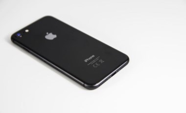 Hindistan'da üretilen iki iPhone'dan biri hatalı