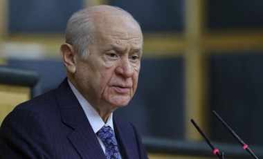 Devlet Bahçeli yardımını duyurdu: 'Afet illerinden birer evladımızın sorumluluğunu üstlenmeye hazırız'