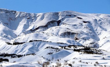 11 ili yıkan deprem, Doğanşehir'deki dağı ikiye ayırdı