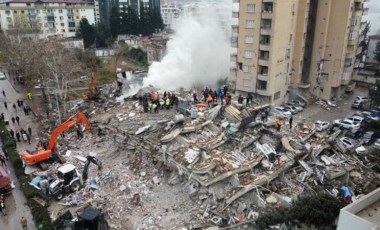 Hatay'da enkazdan kurtarılan baba kız, hastanede buluştu