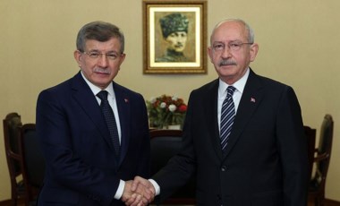 Davutoğlu'ndan Kılıçdaroğlu'na başsağlığı ziyareti