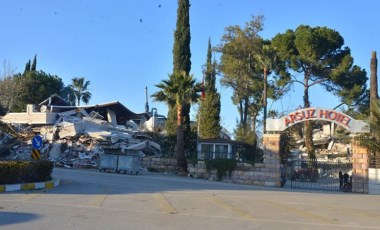 Depremde Arsuz Otel de enkaza döndü