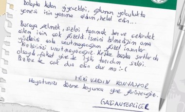 Stadyumda ağırlanan depremzede aileden duygulandıran not