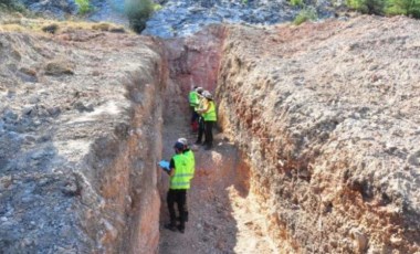 Deprem bölgelerinin yeniden inşası öncesinde JMO Başkanı Hüseyin Alan uyardı: Önce fay yasası çıkmalı