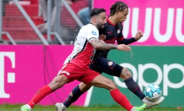 Hollanda Ligi'nde PSV Eindhoven deplasmanda kayıp