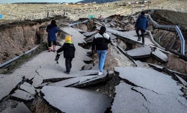 Depremzedeler bölgede çile çekerken bakanlar pembe tablo çiziyor