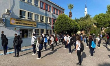 Vali Köşger, İzmir'de boşaltılacak okulları açıkladı