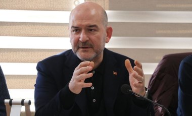 Soylu deprem eleştirilerine 'Onların belediyeleri kaç saatte gelmişlerdir?' diye yanıt verdi